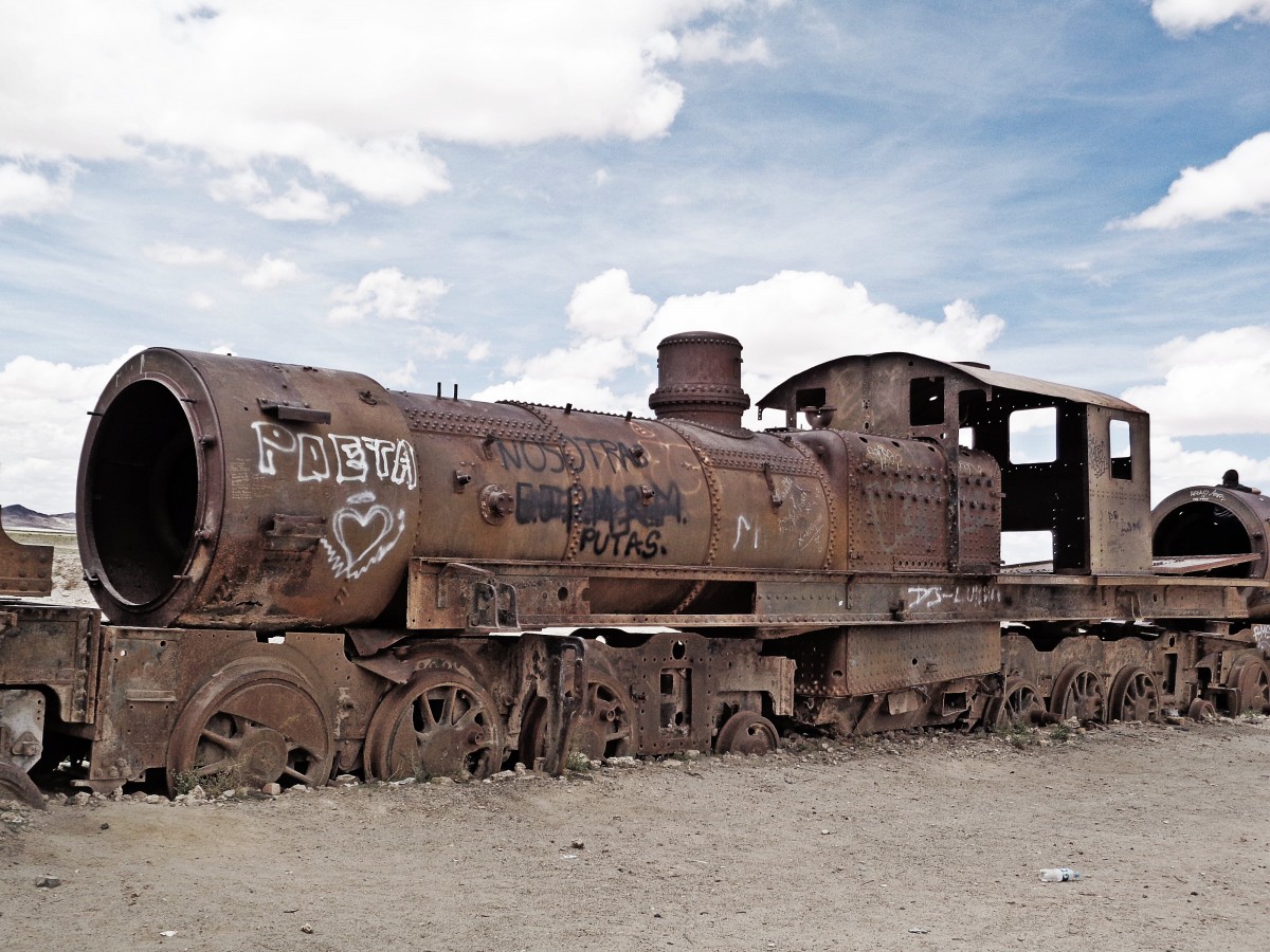 salar-de-uyuni Train Graveyard1